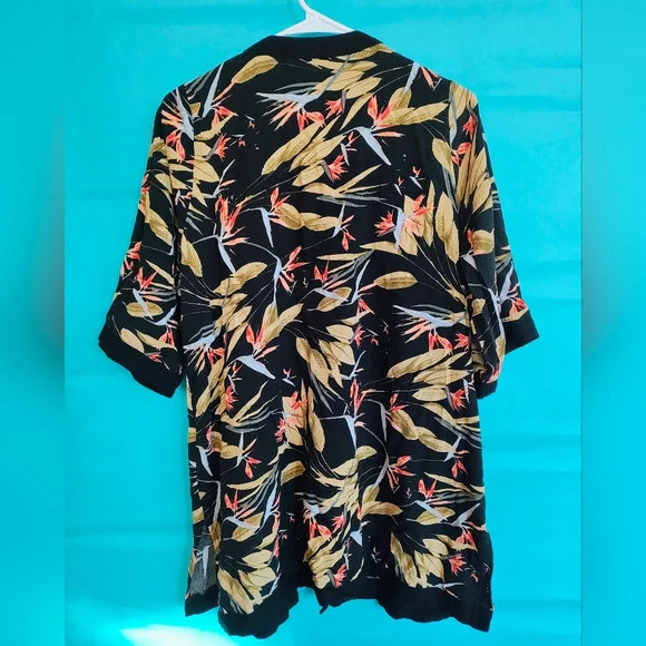 Hazel Robe - Picture 2 of 3